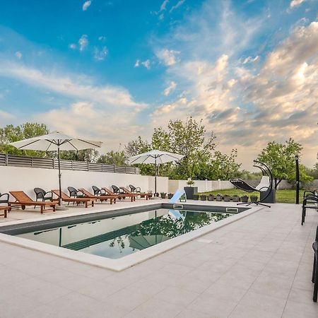 Villa Leny With Pool Sukošan المظهر الخارجي الصورة